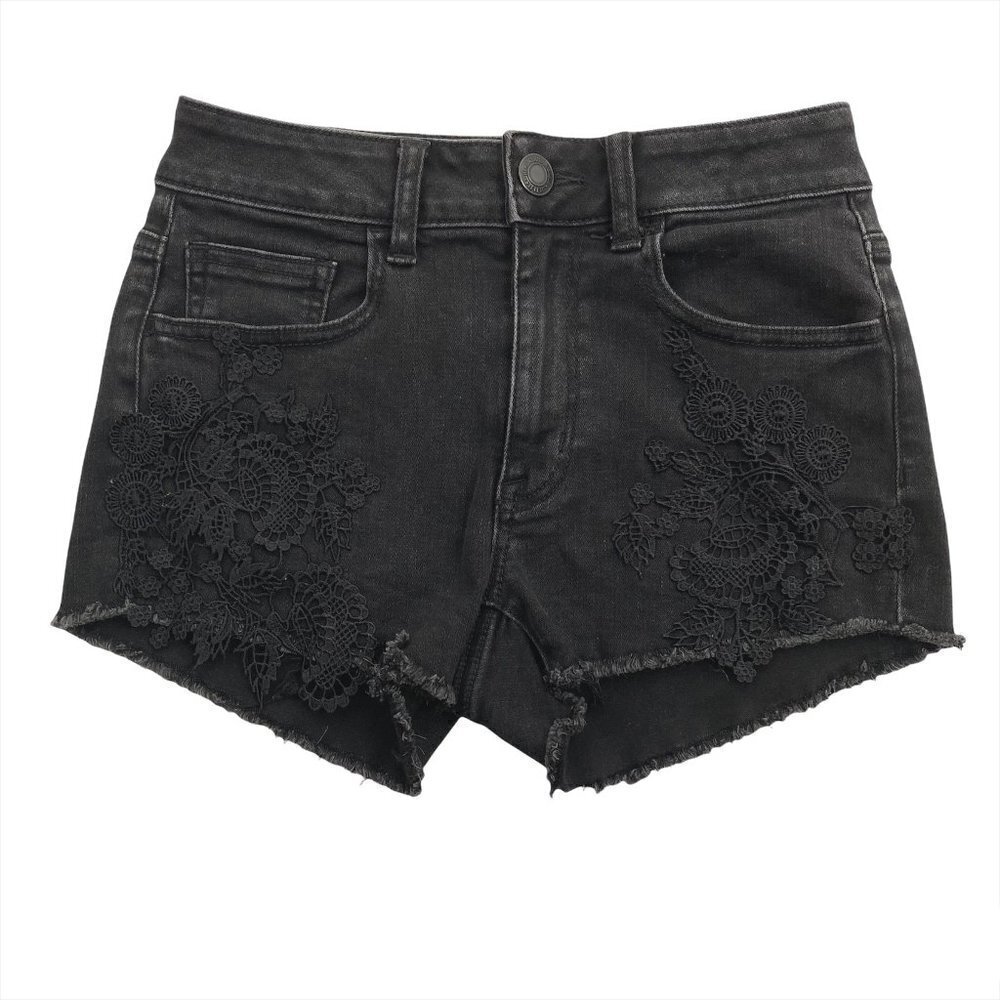 American Eagle Outfitters Black Denim Lace-Appliqué Jean Shorts NEW WITHOUT TAGS